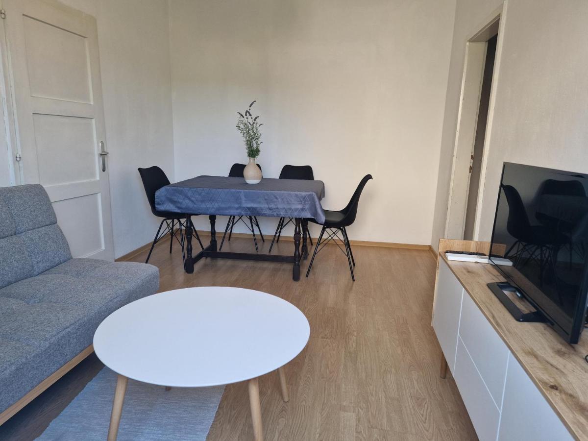 Rosemary Apartment Izola Buitenkant foto