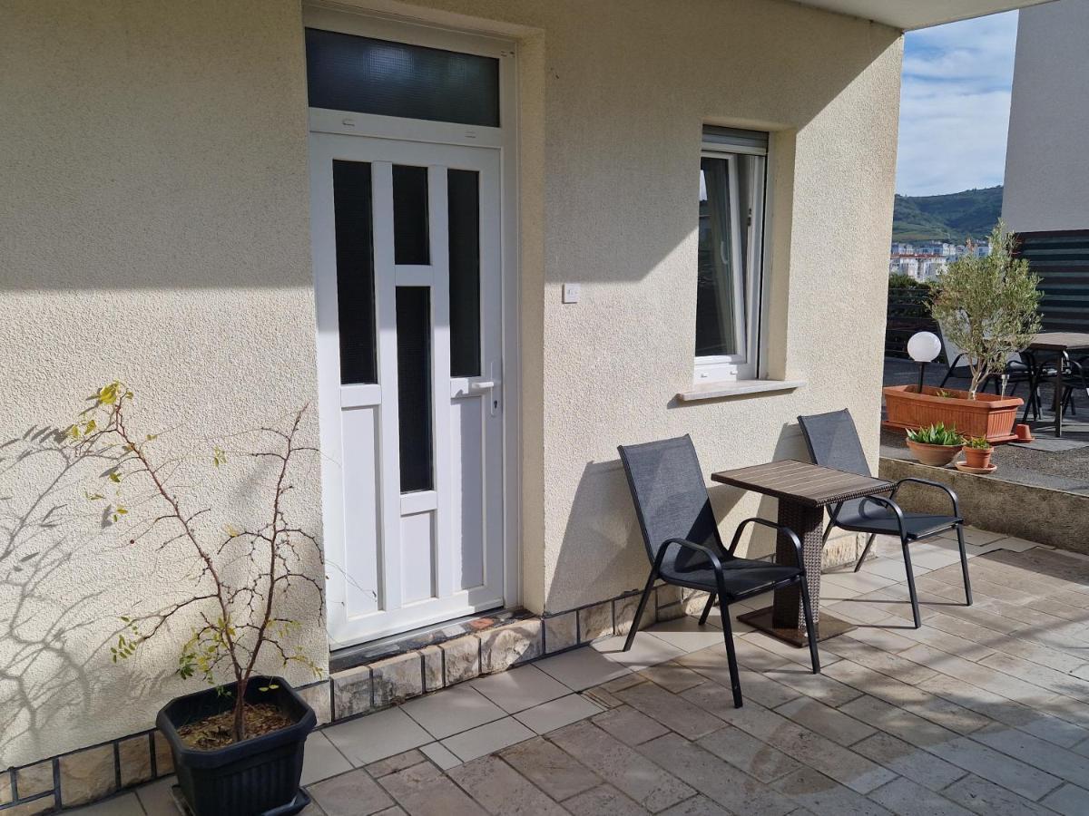 Rosemary Apartment Izola Buitenkant foto