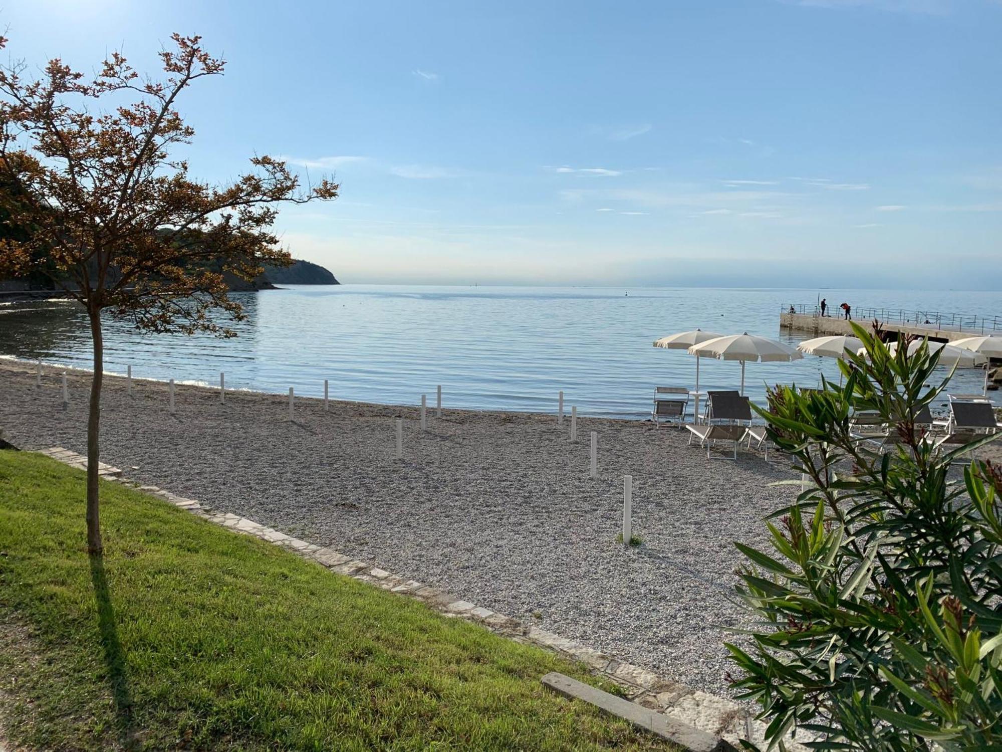 Rosemary Apartment Izola Buitenkant foto